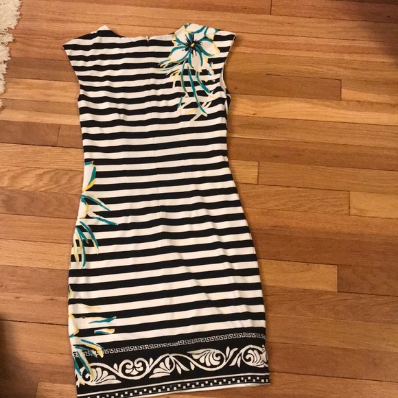 Cache dress - Picture 5 of 5